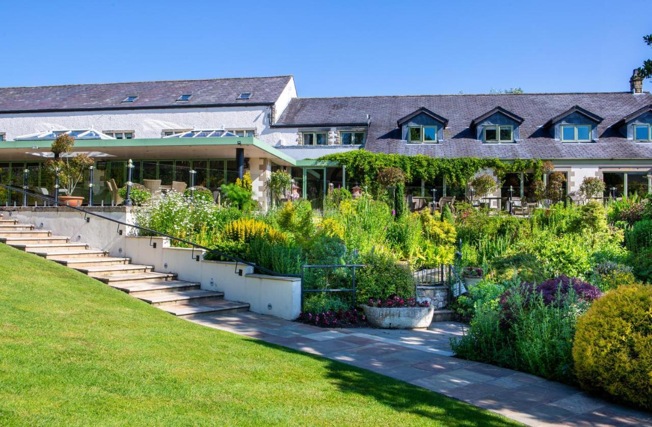 Gibbon Bridge Hotel Клитеро Екстериор снимка