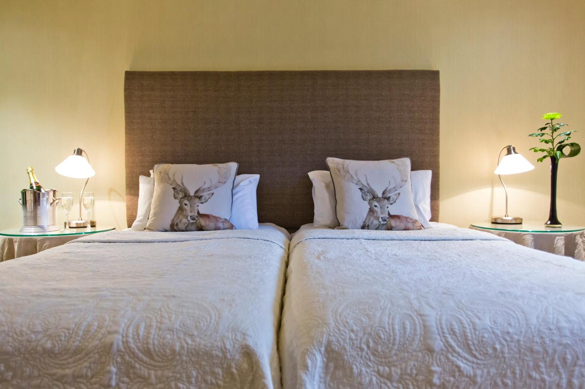 Gibbon Bridge Hotel Клитеро Екстериор снимка