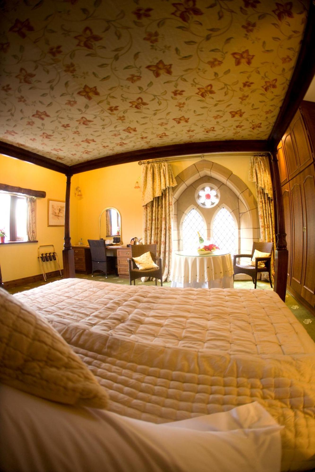 Gibbon Bridge Hotel Клитеро Екстериор снимка