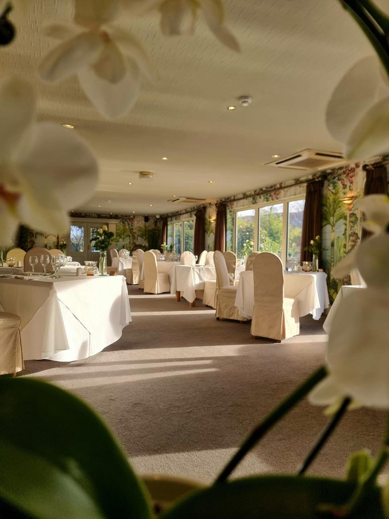 Gibbon Bridge Hotel Клитеро Екстериор снимка